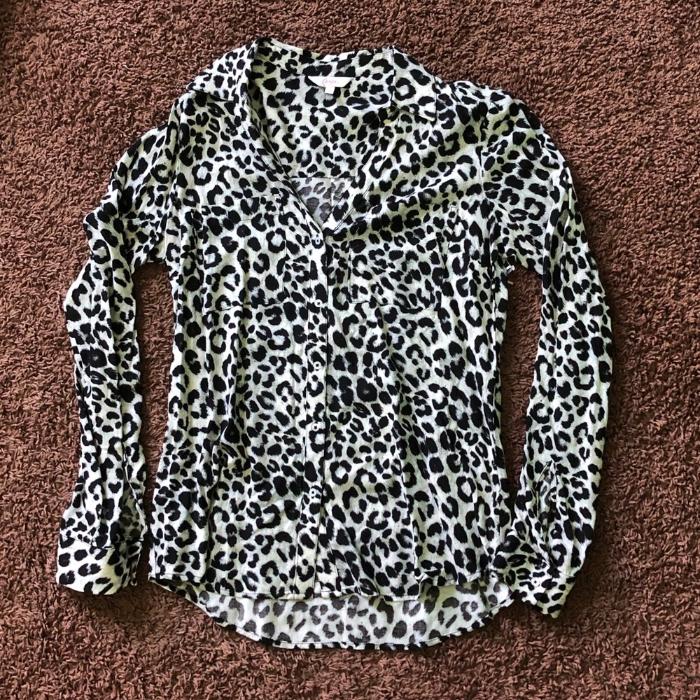 NWT Candie’s Leopard print blouse